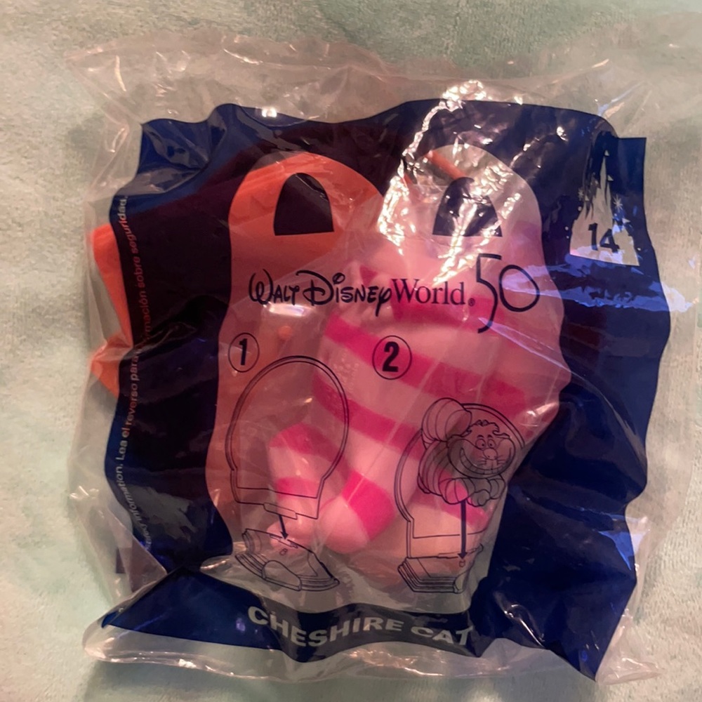 cheshire cat (#14) disney anniversary mcdonald’s toy